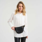 DEPECHE Bæltetaske i koskind med sadeltaske-look Bumbag 099 Black