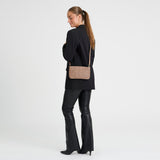 DEPECHE Håndflettet clutch taske i kalveskind Small bag / Clutch 250 Dark Taupe