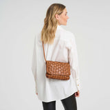 DEPECHE Håndflettet ruskind clutch/crossover taske Cross over 005 Vintage cognac