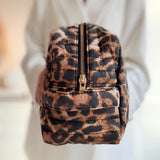 DEPECHE Medium kosmetiktaske i leopardprint Accessories 082 Leopard