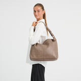 DEPECHE Power Field skuldertaske Shoulderbag / Handbag 250 Dark Taupe