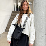 DEPECHE Stilfuld skuldertaske med justerbar canvasrem Shoulderbag / Handbag 099 Black (Nero)