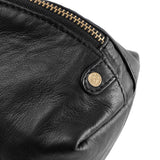 DEPECHE Blød og rummelig læder kosmetik taske Accessories 099 Black