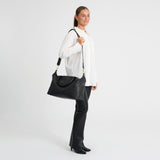 Golden Chic Handbag / 17028 - Black - DEPECHE