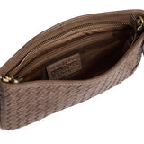 Håndflettet clutch taske i kalveskind / 17092 - Dark Taupe - DEPECHE