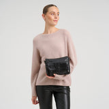 DEPECHE Powerfield crossbody i lammeskind Cross over 099 Black