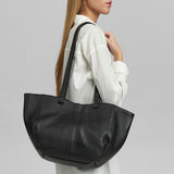 DEPECHE Smuk og tidsløs shopper Shopper 099 Black