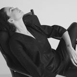 Depeche leather wear Smuk Tirsa læderbluse med v-hals Blouse 099 Black (Nero)