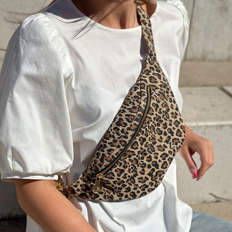 DEPECHE Læder bumbag i klassisk design Bumbag 082 Leopard