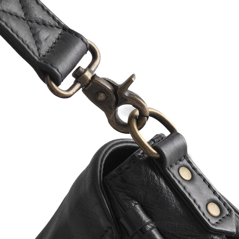 DEPECHE Crossbody taske dekoreret med fine kantsyninger Cross over 099 Black (Nero)