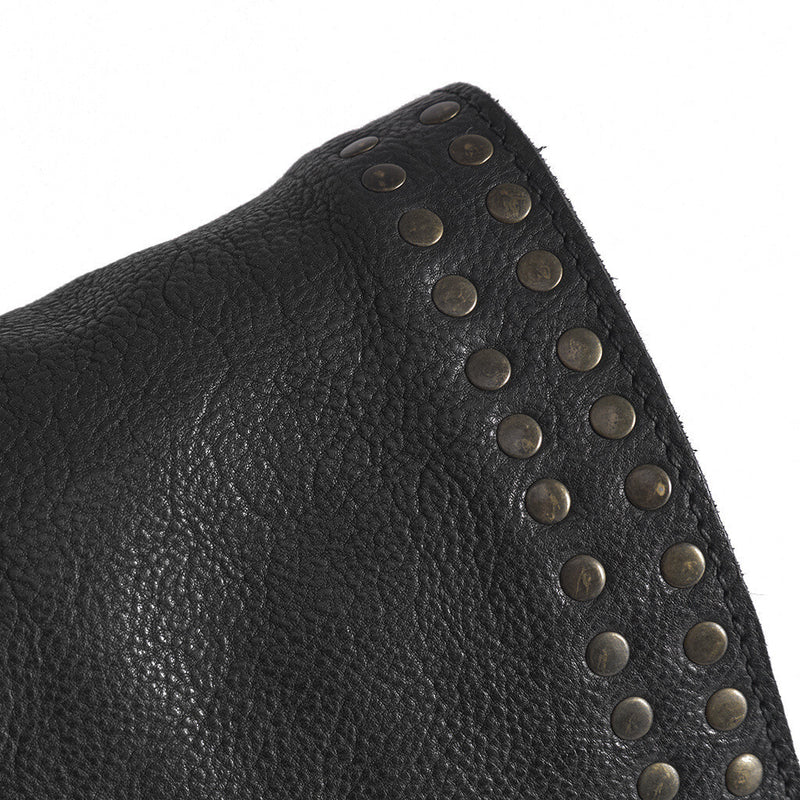 DEPECHE Crossbody taske dekoreret med nitter Cross over 099 Black (Nero)