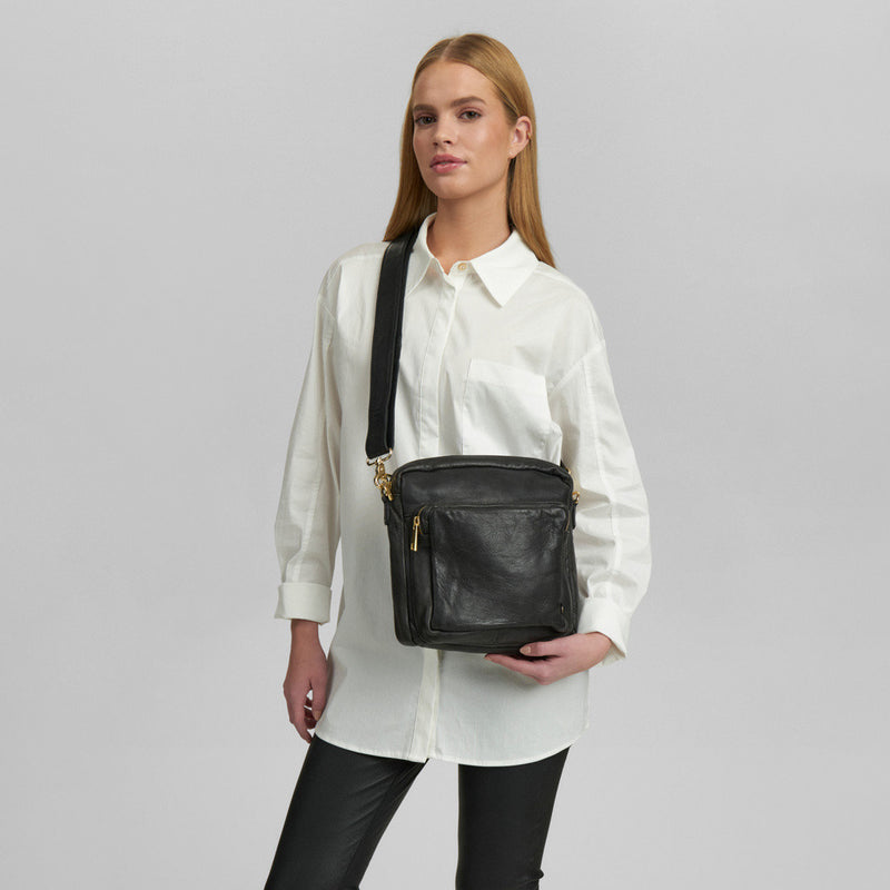 DEPECHE Enkel crossover taske i skind Cross over 099 Black (Nero)