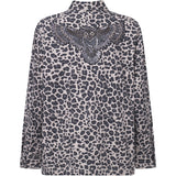 Depeche Clothing Jane jakke dekoreret med et smukt patch Jackets 281 Grey leo print