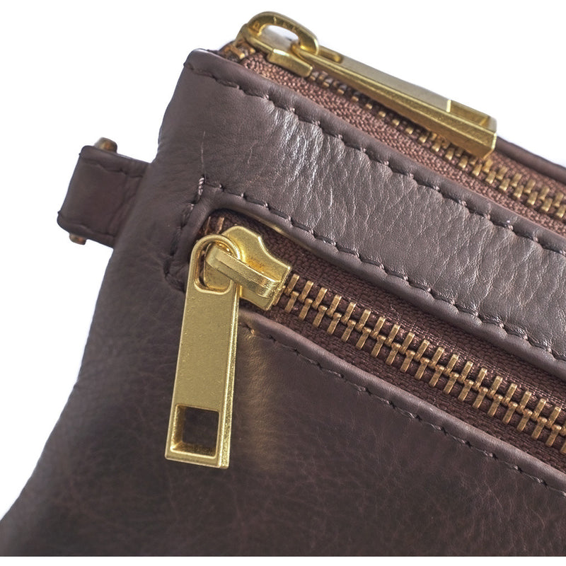 DEPECHE Lille skindtaske med guldfarvede detaljer Small bag / Clutch 161 Dark brown