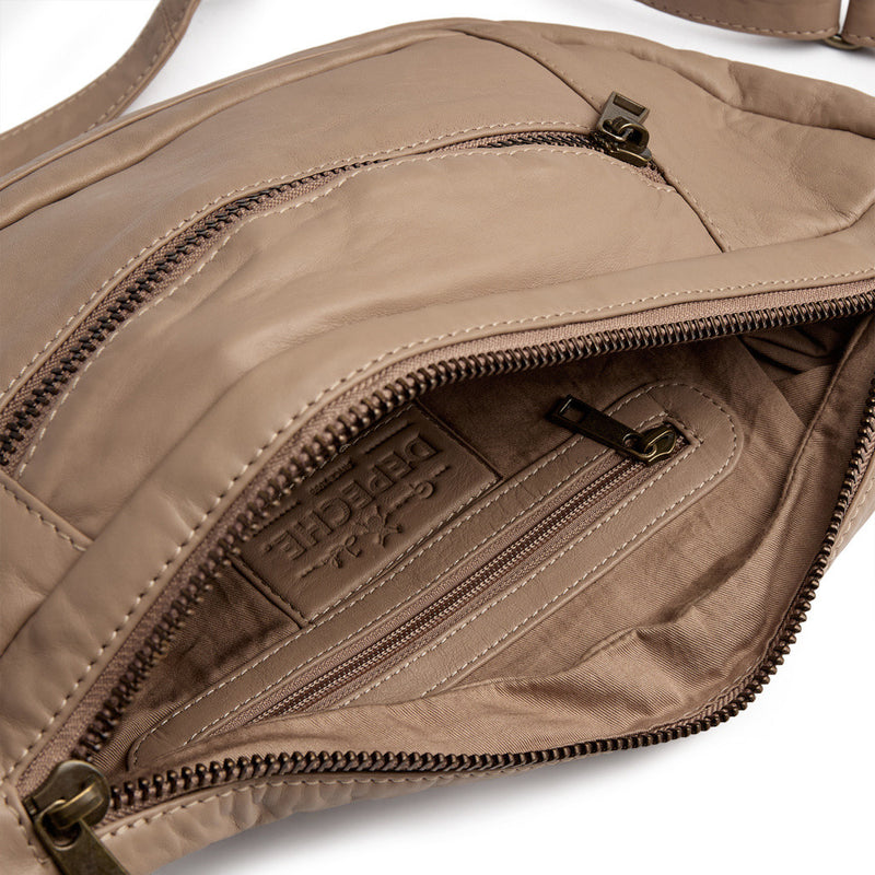 DEPECHE Oversize læder bumbag i blød og lækker kvalitet Bumbag 168 Latte