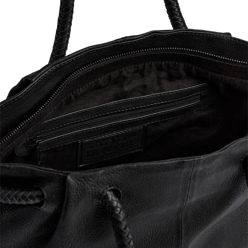 DEPECHE Skuldertaske med smuk fletrem Shoulderbag / Handbag 099 Black (Nero)