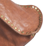 DEPECHE Skuldertaske med smukke gyldne nitter Shoulderbag / Handbag 005 Vintage cognac