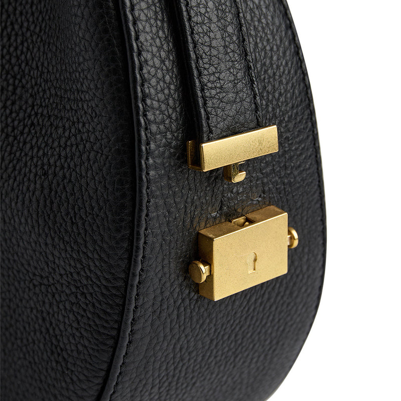 DEPECHE Stilfuld skuldertaske Shoulderbag / Handbag 099 Black (Nero)