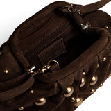Clutch taske i ruskind med nitter / 16854 - Chocolate - DEPECHE